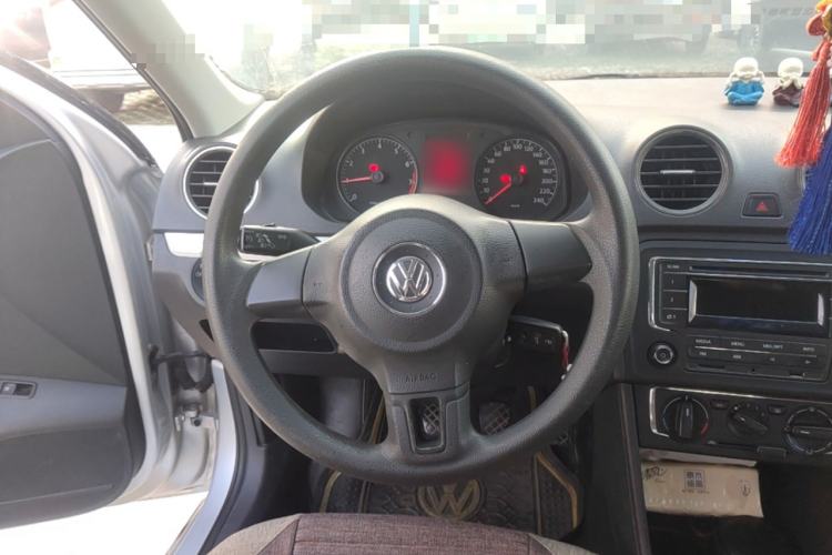 Used Volkswagen Jetta 2013 1.6L Manual Comfort Model Steering Wheel