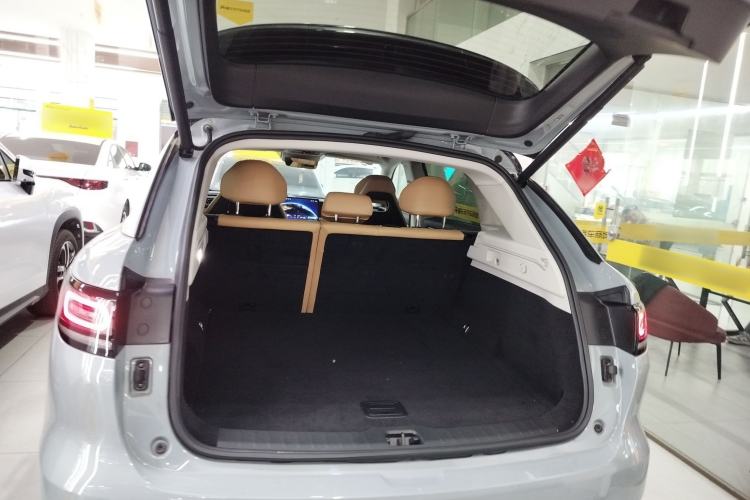 Used Leapmotor C11 2024 All-Electric 580 Luxury Edition Trunk