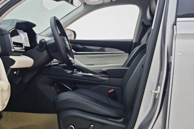 Used Geely Auto Monjaro L 2023 2.0TD High-Power Automatic Two-Wheel Drive Flagship Version
