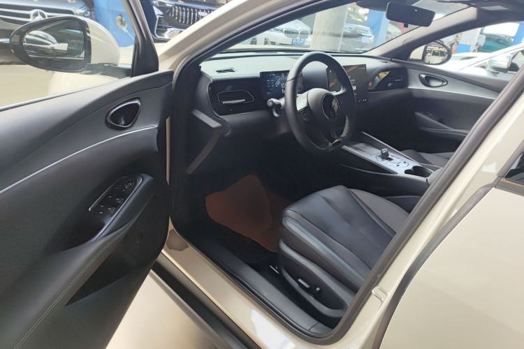 Used BYD Seal 06 New Energy 2025 DM-i Smart Drive 120KM Deluxe Model Driver Seat