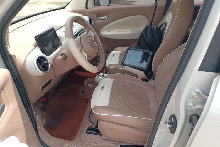 Used Wuling Hongguang MINIEV 2025 Four-Door Version Advanced Edition Left Front Seat