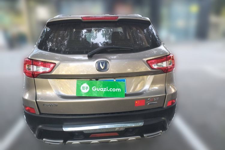 Used CHANGAN CS75 2016 2.0L Manual Leading Version China V Standard
