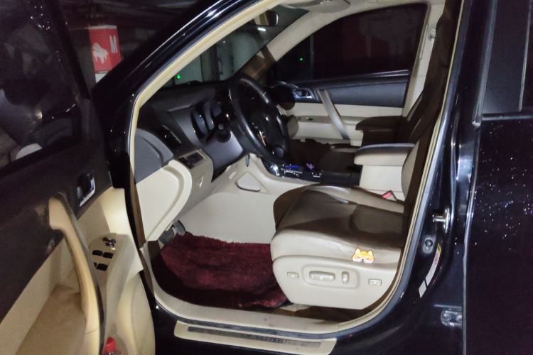 Used Toyota Highlander 2009 2.7L Two-Wheel Drive 7-Seater Luxury Edition