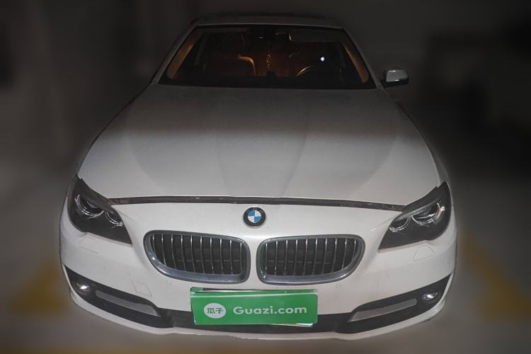Used BMW 5 Series 2015 520i Elegant Edition
