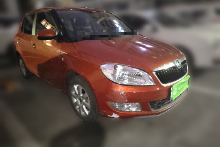 Used Skoda Fabia 2012 1.4L Automatic Crystal Edition
