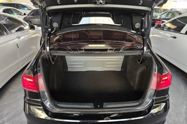 Used Volkswagen Santana 2019 1.5L Manual Fashion Edition China VI Standard