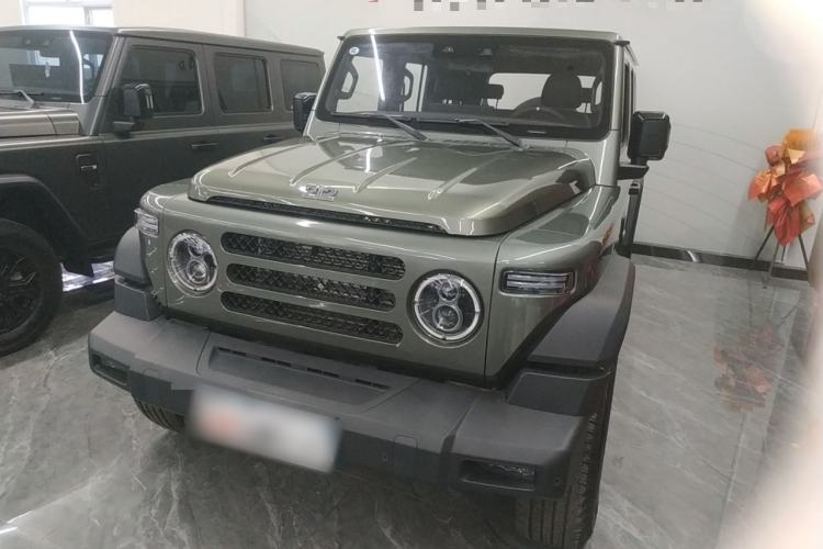 Used 212 T01 2024 2.0T Explorer