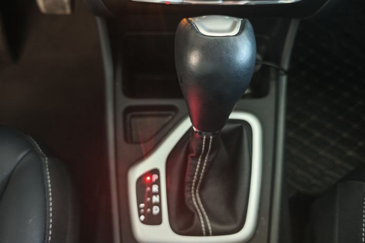 Used Jeep Cherokee 2020 2.0L Two-Wheel Drive Classic Sports Edition