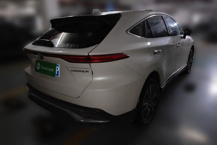 Used Toyota Harrier 2022 2.0L CVT Two-Wheel Drive Luxury Edition