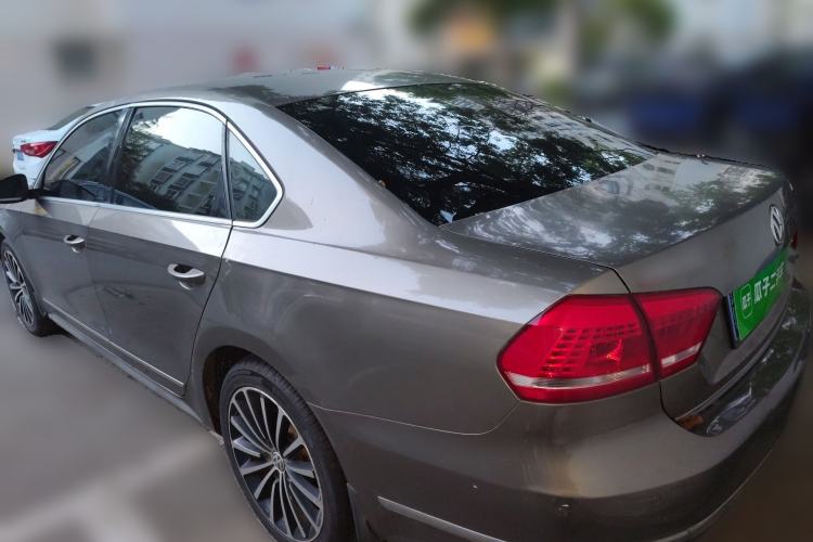 Used Volkswagen Passat 2014 2.0 TSI DSG Prestige Navigation Edition
