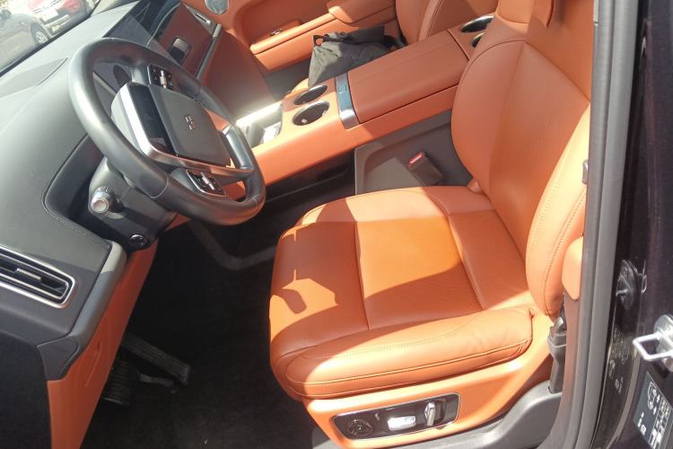 Used Li Auto L8 2024 Pro Model