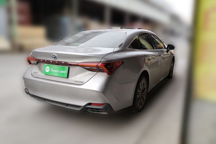 Used Toyota Avalon 2019 Dual-Engine 2.5L Luxury Edition China VI Standard