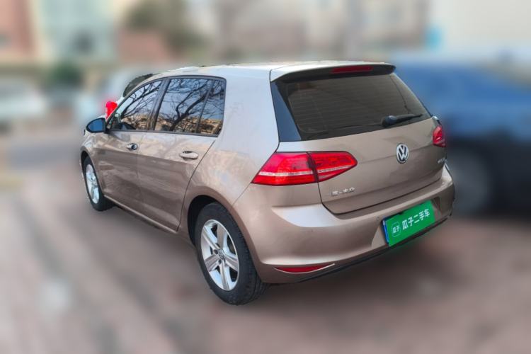 Used Volkswagen Golf 2015 1.6L Automatic Fashion Model