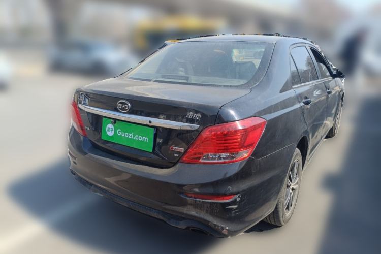 Used BYD Surui 2015 1.5L Automatic Comfort Edition
