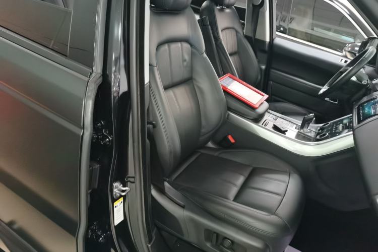 Used Land Rover Range Sport 2020 3.0 L6 SE
