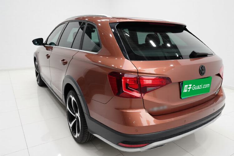 Used Volkswagen C-TREK 2017 230TSI DSG Comfort Version Exterior 3