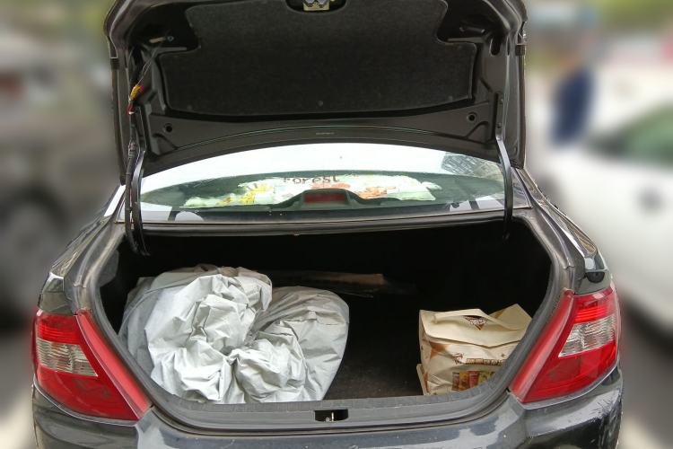 Used BYD F3 2015 Energy-Saving Edition 1.5L Manual Luxury Model Trunk