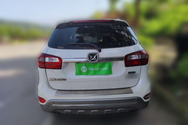 Used JMC Yusheng S350 2018 2.0T Automatic All-Wheel Drive Diesel Luxury Version with Sunroof 5 Seats
