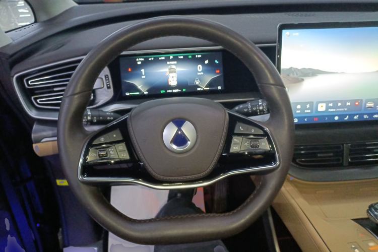 Used Denza D9 2024 DM-i 1050 Luxury Model