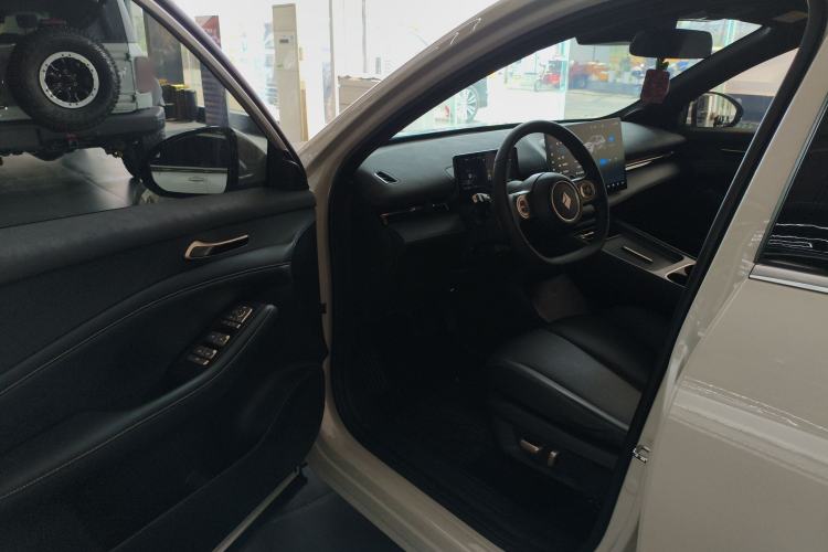 Used Baojun Yunhai 2024 600km Pure Electric Version
