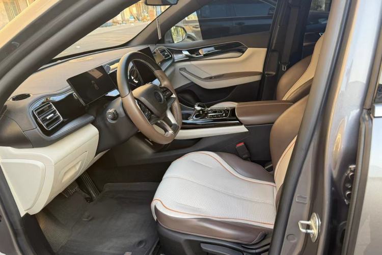 Used BYD Qin PLUS 2024 Honor Edition EV 420KM Leading Model
