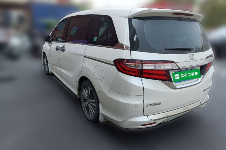 Used Honda Odyssey 2018 2.4L Luxury Edition Rear Left 45 Deg