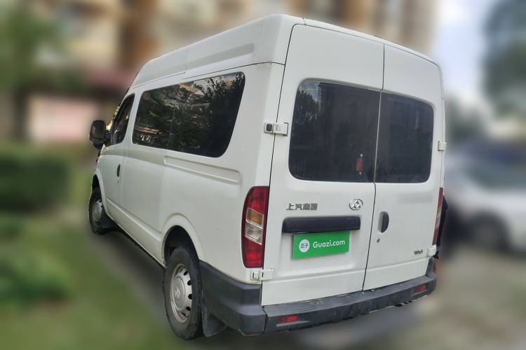 Used SAIC MAXUS Xintu V80 2014 2.5T Aotuntong Short Wheelbase Mid-Roof Model
