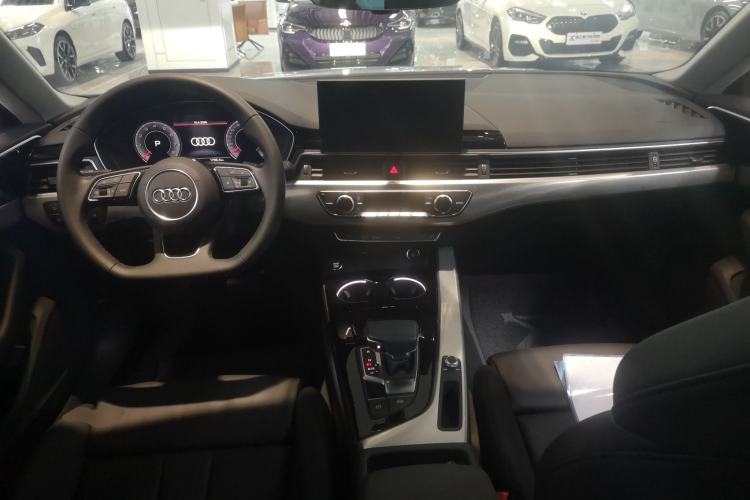 Used Audi A5 2023 Sportback 40 TFSI Fashionable and Dynamic Model Center Console