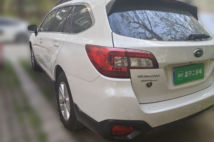 Used Subaru Outback 2015 2.5i Luxury Navigation Edition Rear Left 45 Deg