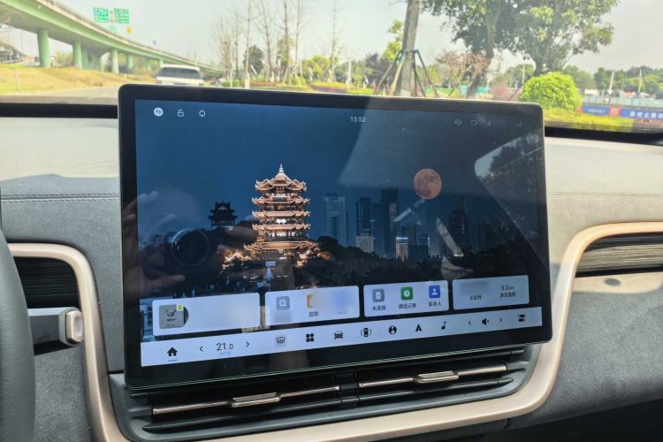 Used Dongfeng eπ eπ008 2024 636Max All-Electric Version 6 Seats