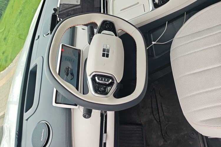 Used Geely Galaxy Xingjian 7 EM-i 2025 120km Exploration+ Version