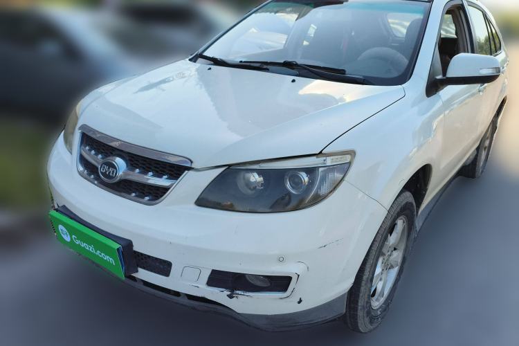 Used BYD S6 2013 Jingyue Edition 2.0L Manual Luxury Model 5 Seats