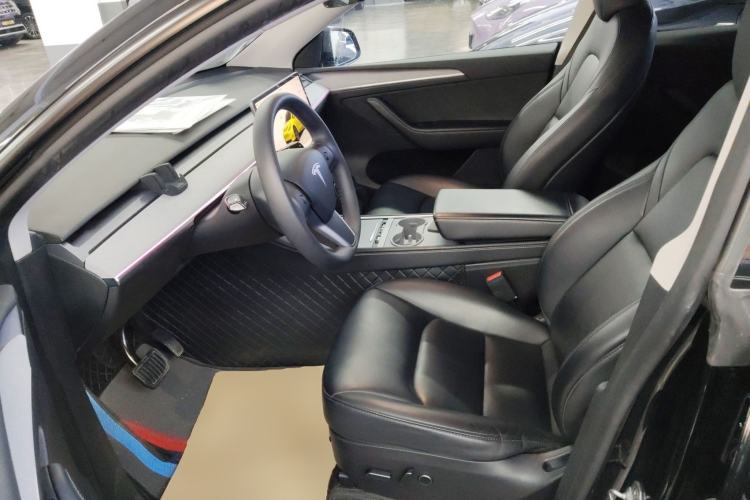 Used Tesla Model Y 2023 Rear-Wheel-Drive Version