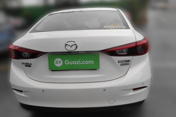 Used Mazda 3 Axela 2019 Cloud-Controlled Sedan 1.5L Automatic Luxury Model China VI Standard
