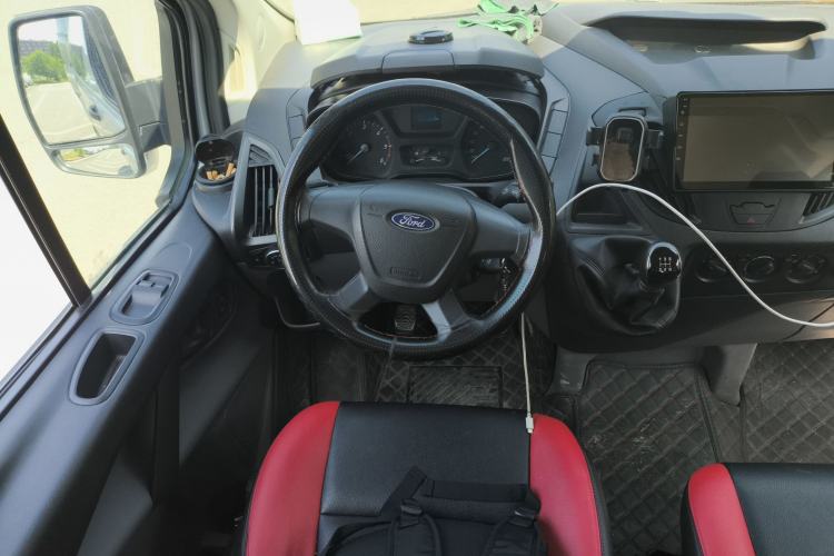 Used Ford Transit 2017 2.0T Diesel Multi-Function Commercial Vehicle Mid-Drive Mid-Roof China V Standard
