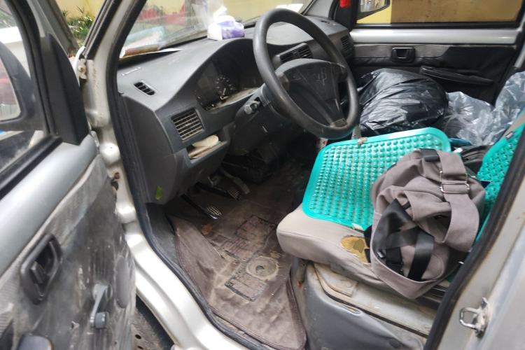 Used Wuling Rongguang 2012 1.5L Extended Basic Version Driver Seat