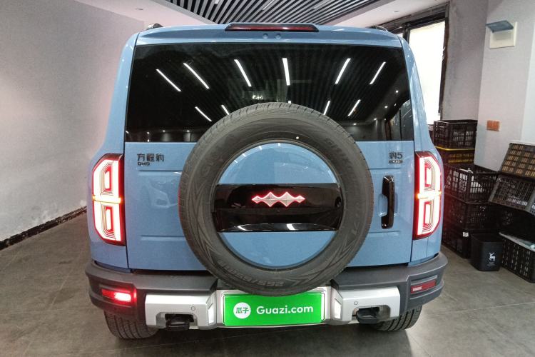 Used Formula Leopard Leopard 5 2023 Navigator Edition