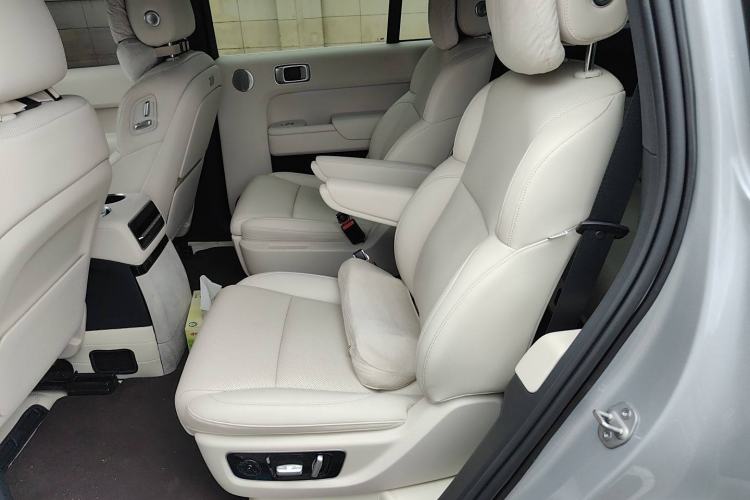 Used Li Auto L9 2022 Max model
