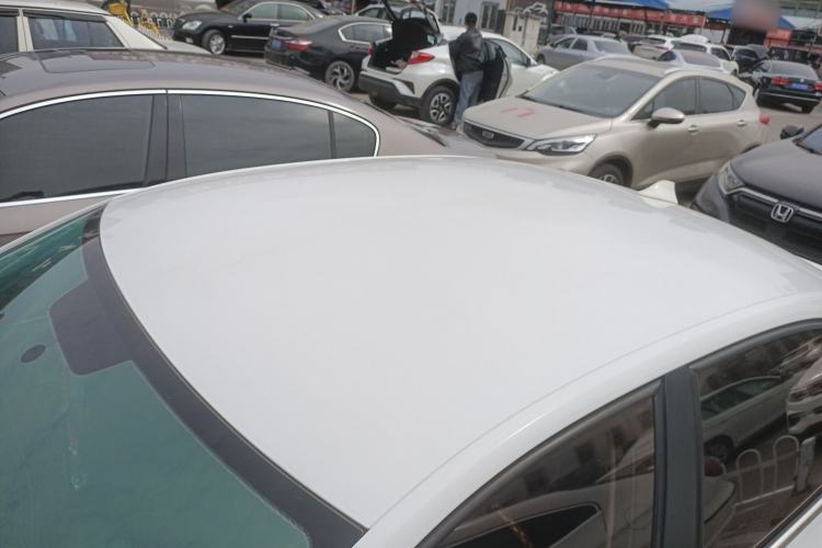 Used Volkswagen Santana 2016 1.6L Manual Fashion Edition Roof