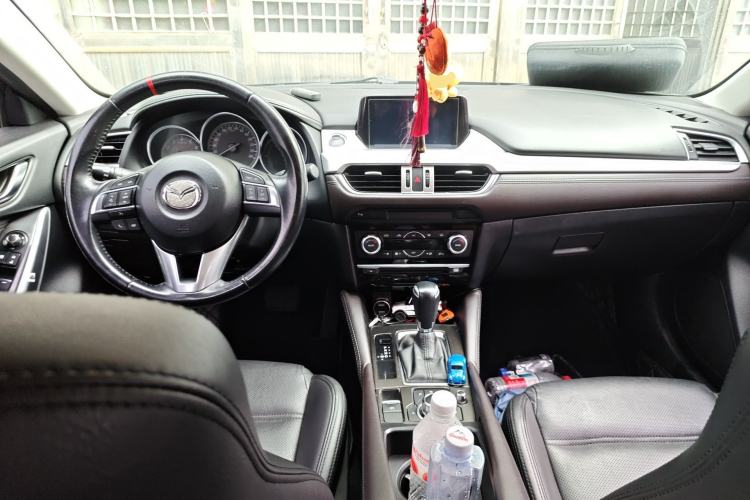 Used Mazda Atenza 2017 2.0L Blue Sky Luxury Edition Center Console