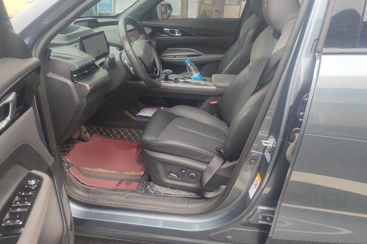 Used CHANGAN OSHAN Z6 New Energy 2023 ZhiDian iDD 150KM Flagship PLUS Smart Parking Edition Left Front Seat