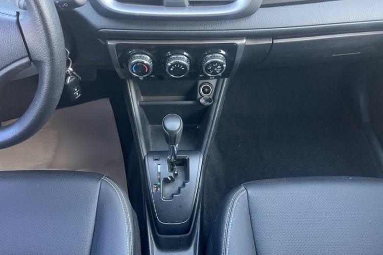 Used Toyota YARiS L Zhi Xuan 2020 X-Trail X 1.5L CVT Leading Edition