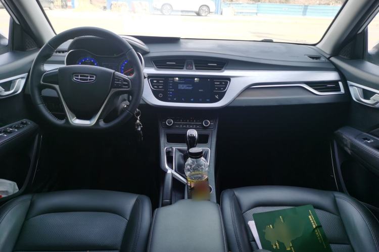 Used Geely Auto Vision 2020 Revised 1.5L Manual Asian Games Edition Center Console