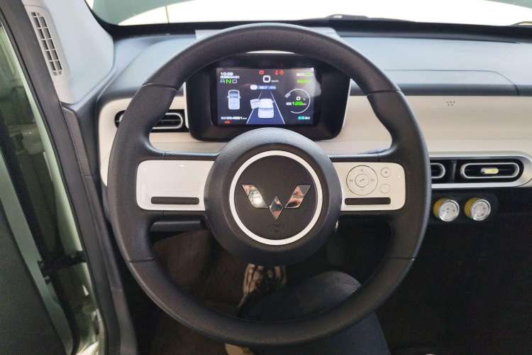 Used Wuling Hongguang MINIEV 2024 3rd Generation 215km Youth Edition