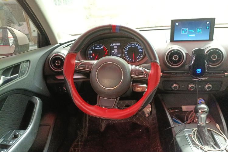 Used Audi A3 2015 Limousine 35 TFSI Millionth Anniversary Intelligent Leading Model
