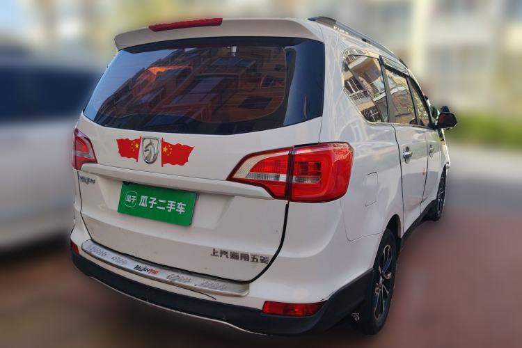 Used Baojun 730 2016 Revised Version 1.5L Manual Standard Model 5 Seats
