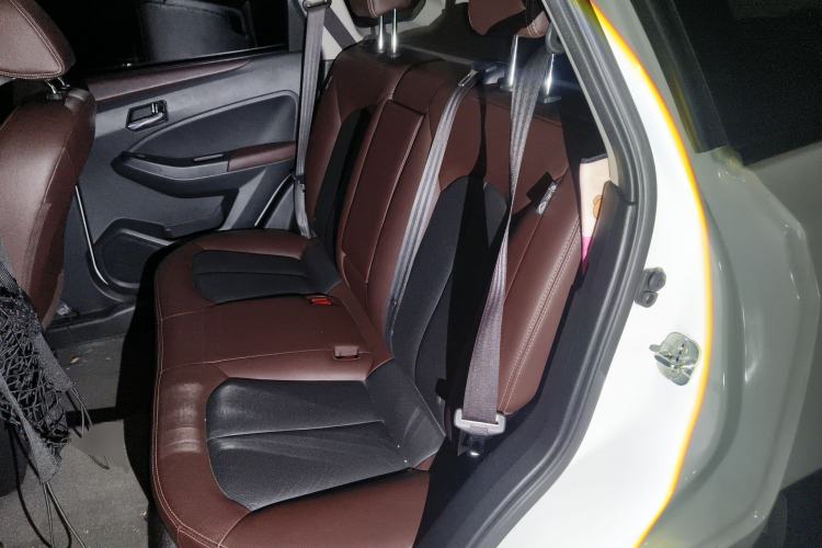 Used Venucia T70X 2015 2.0L CVT SmartFun Sport Edition