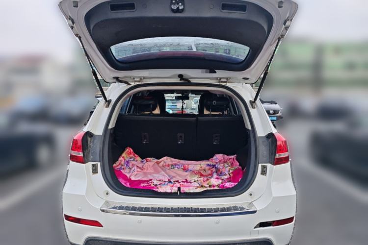 Used Haval H2 2016 Red-Label 1.5T Manual Two-Wheel Drive Luxury Model