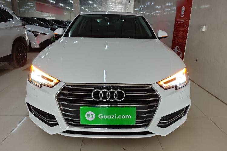 Used Audi A4L 2018 30th Anniversary Edition 40 TFSI Trendy Model