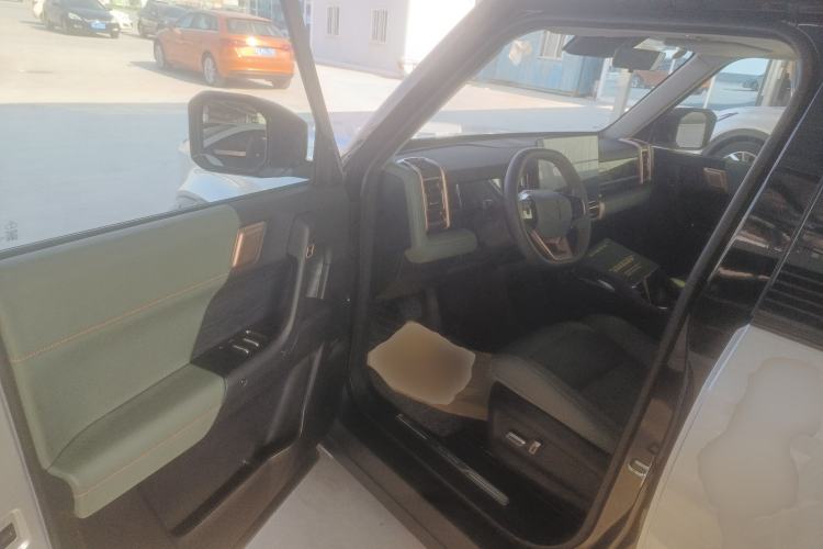 Used iCAR 03 2024 501km Two-Wheel Drive Long-Range Version Driver Seat